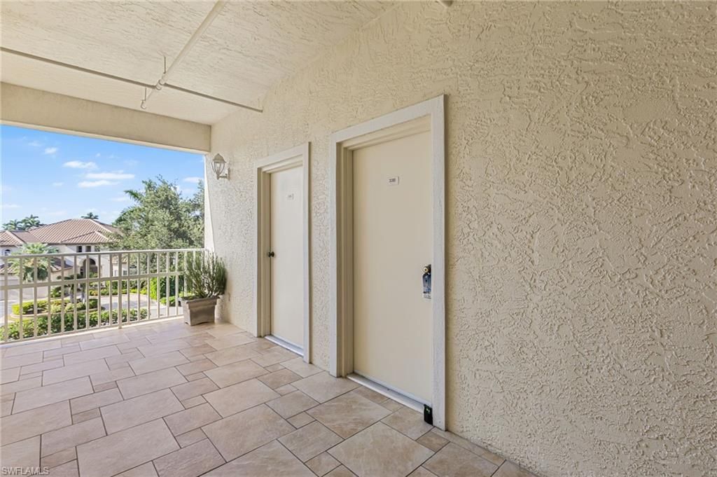 11110 Harbour Yacht Ct, Unit 33B, Fort Myers, FL 33908 Photo