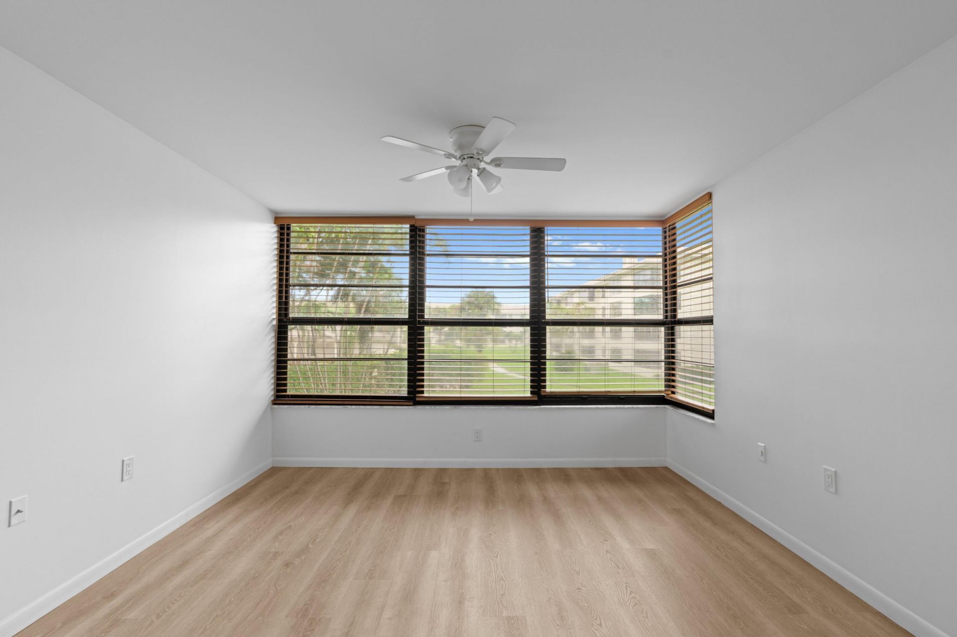 3650 Whitehall Drive, Unit 202, West Palm Beach, FL 33401 Photo