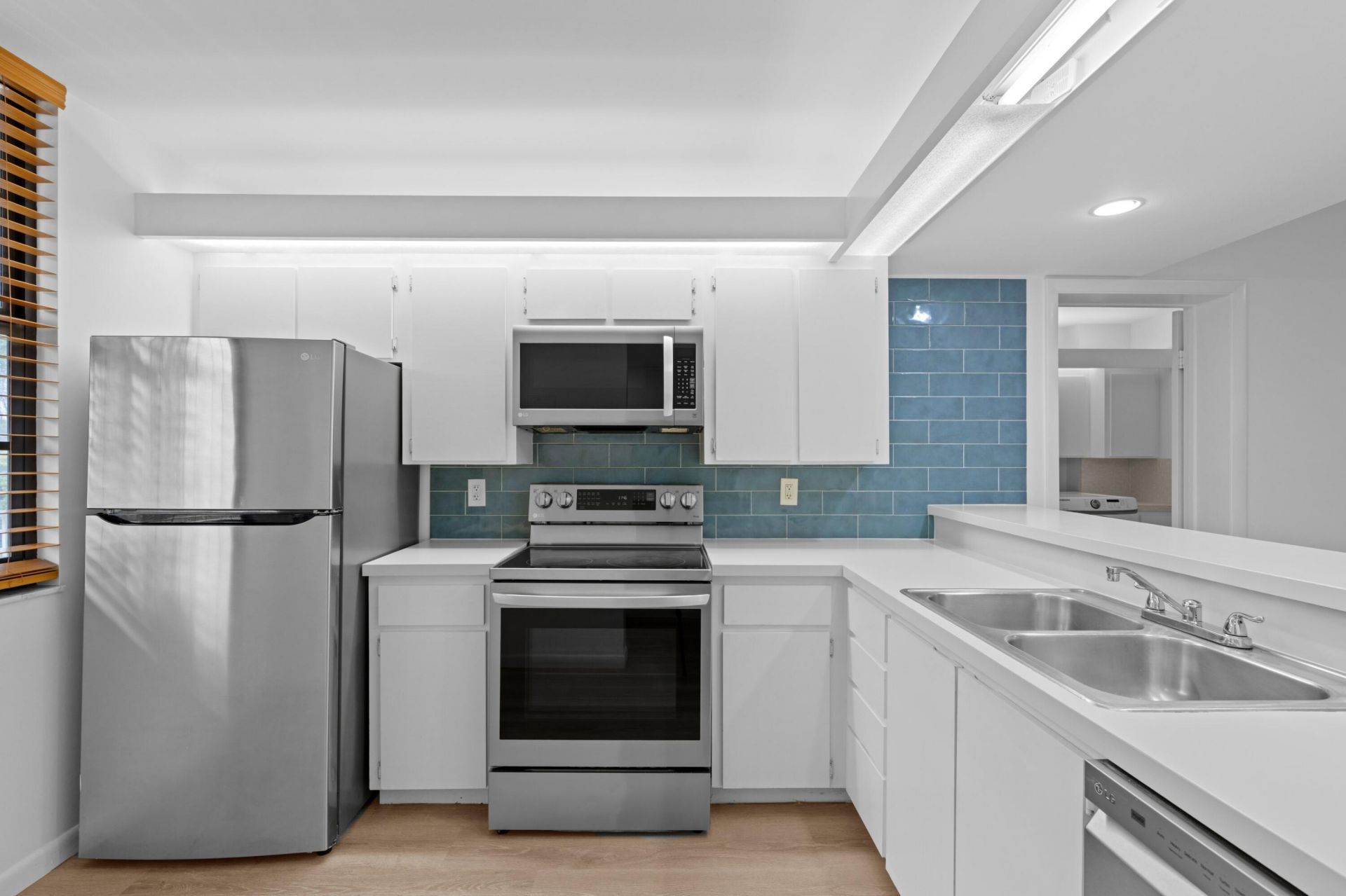 3650 Whitehall Drive, Unit 202, West Palm Beach, FL 33401 Photo