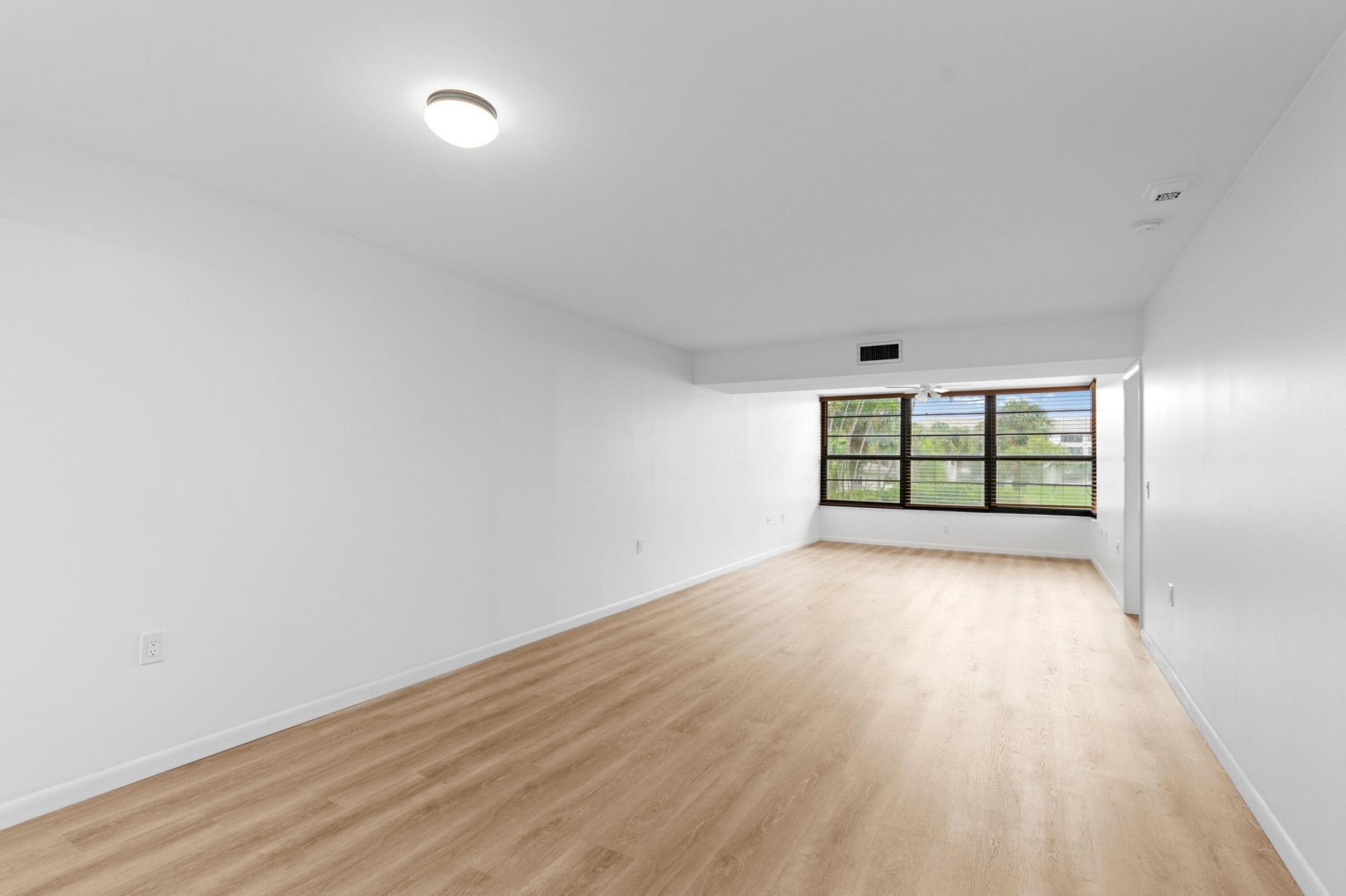 3650 Whitehall Drive, Unit 202, West Palm Beach, FL 33401 Photo