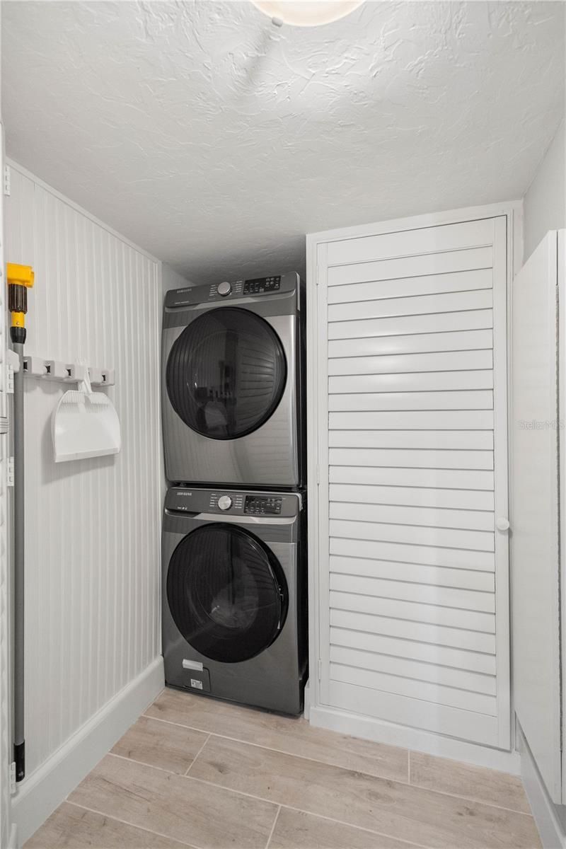 5880 Midnight Pass Road, Unit 907, Sarasota, FL 34242 Photo