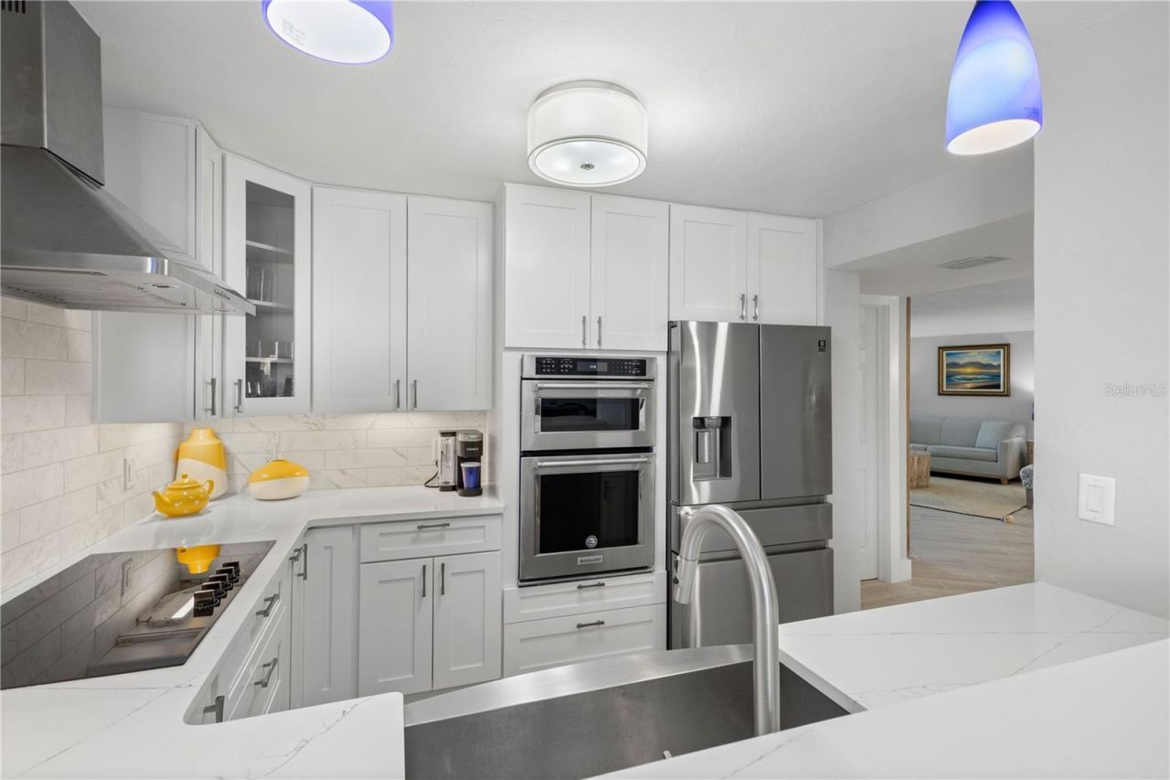 5880 Midnight Pass Road, Unit 907, Sarasota, FL 34242 Photo