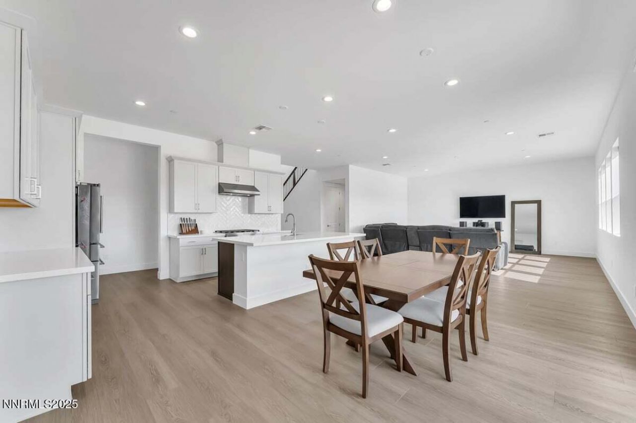 396 Pah Rah Rdg Drive, Sparks, NV 89441 Photo