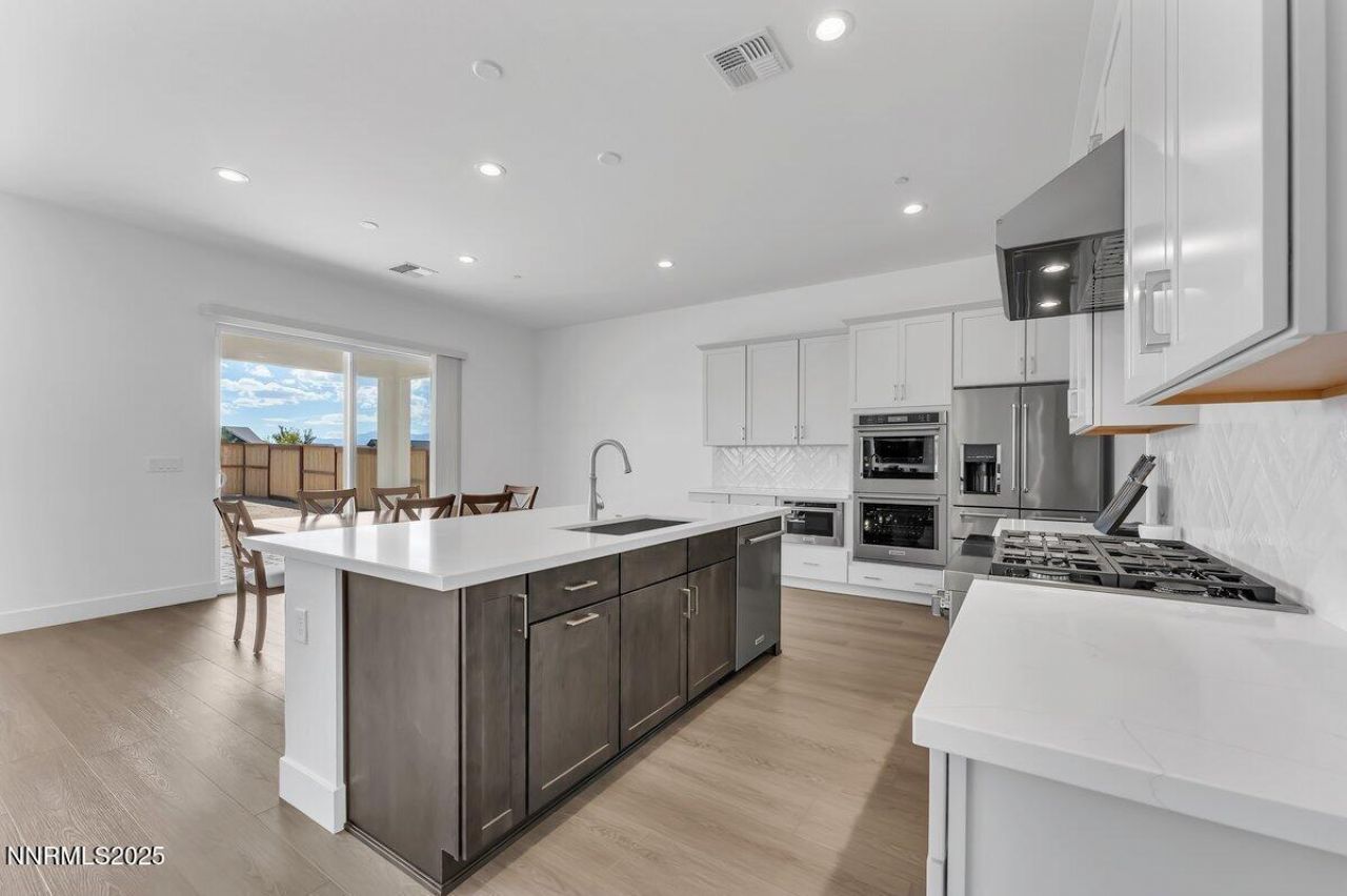 396 Pah Rah Rdg Drive, Sparks, NV 89441 Photo