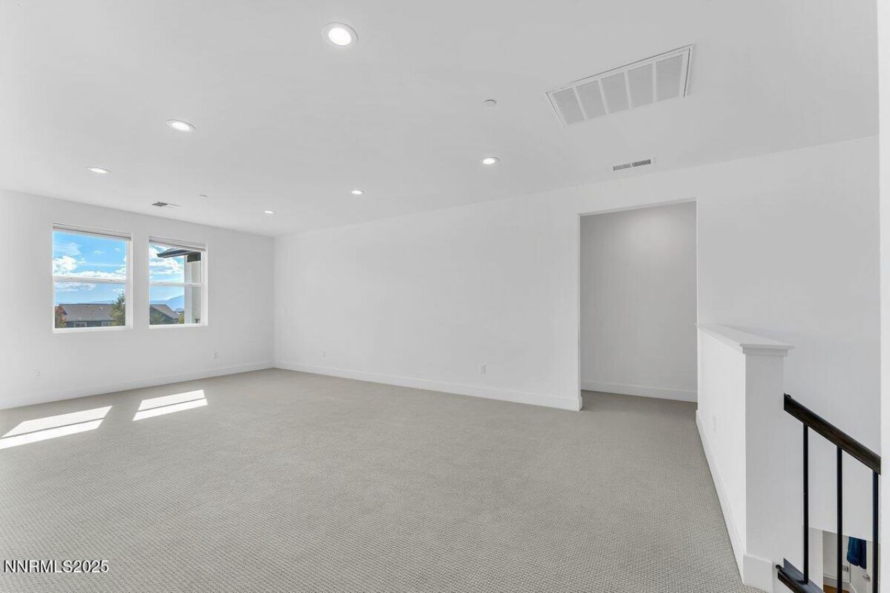 396 Pah Rah Rdg Drive, Sparks, NV 89441 Photo