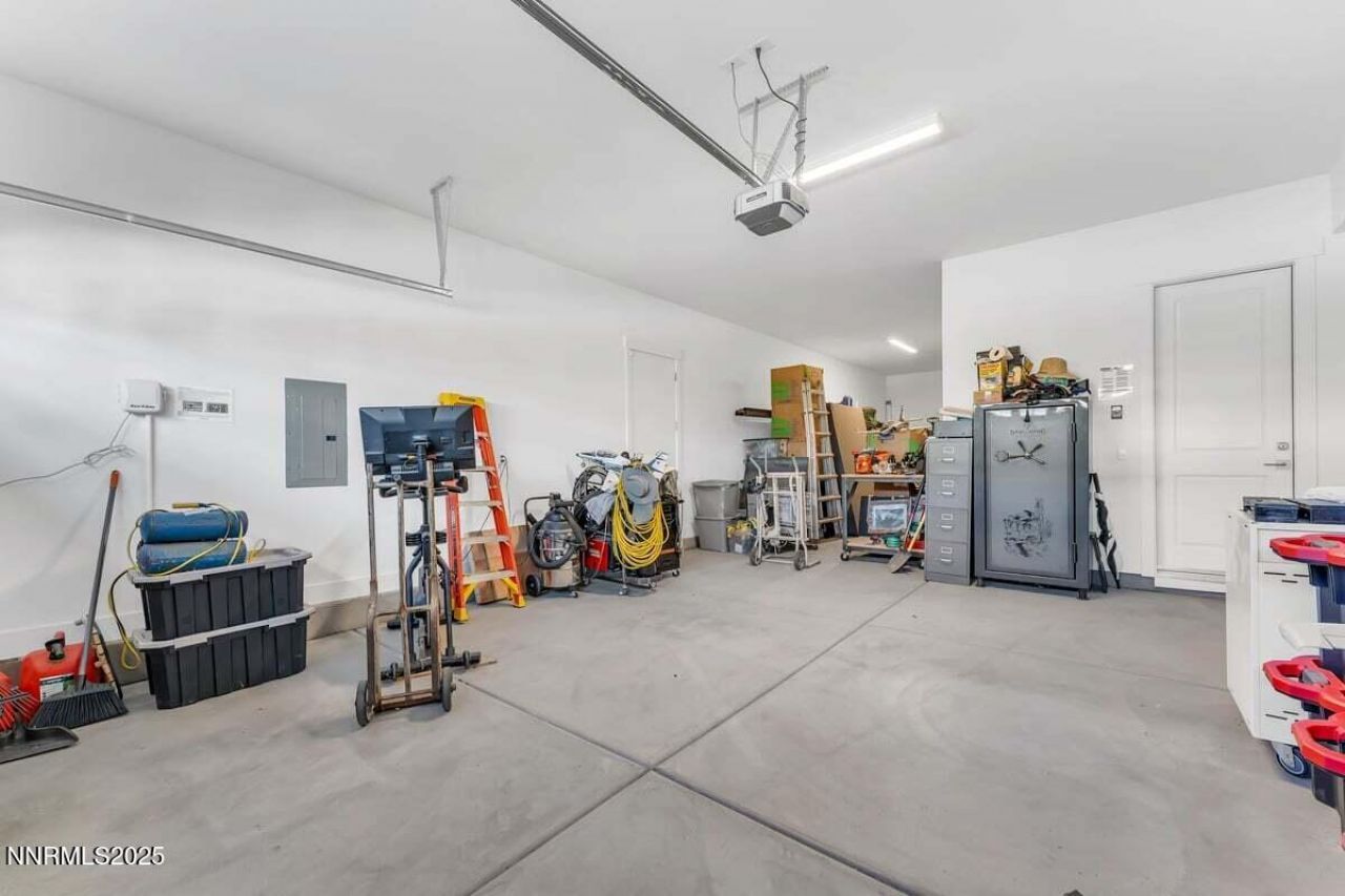 396 Pah Rah Rdg Drive, Sparks, NV 89441 Photo