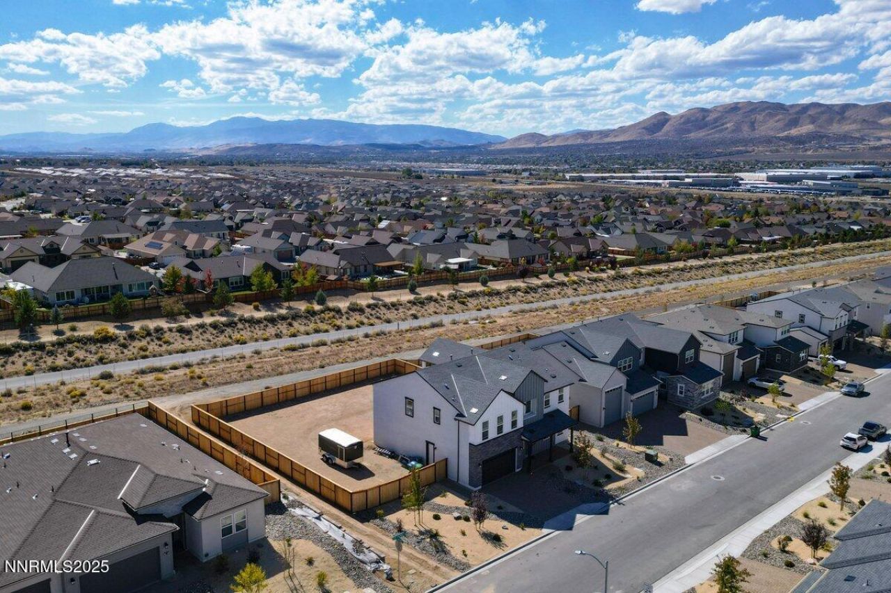 396 Pah Rah Rdg Drive, Sparks, NV 89441 Photo