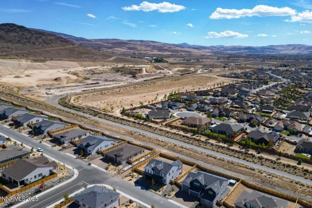 396 Pah Rah Rdg Drive, Sparks, NV 89441 Photo