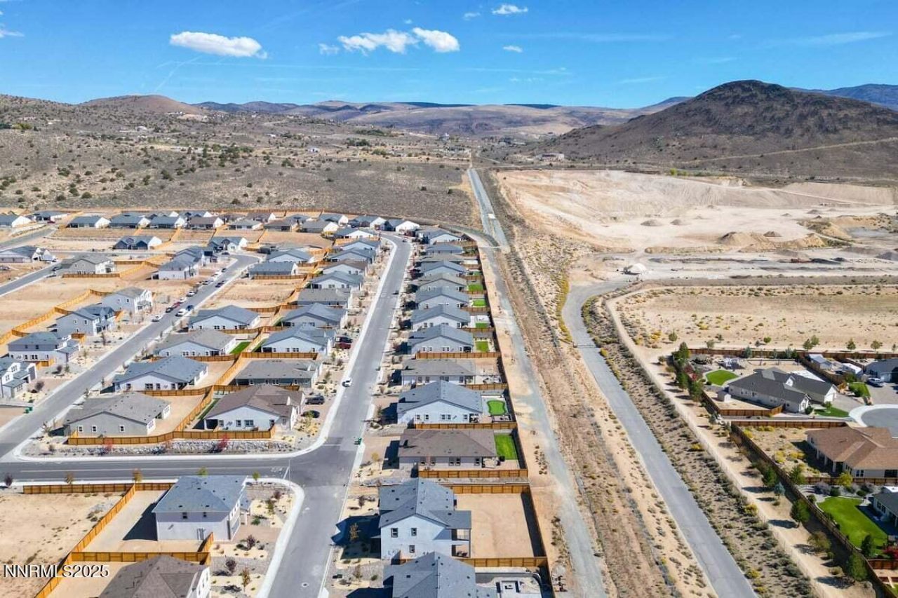 396 Pah Rah Rdg Drive, Sparks, NV 89441 Photo