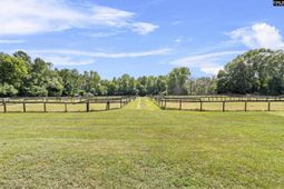 2236 Carter Street photo 4