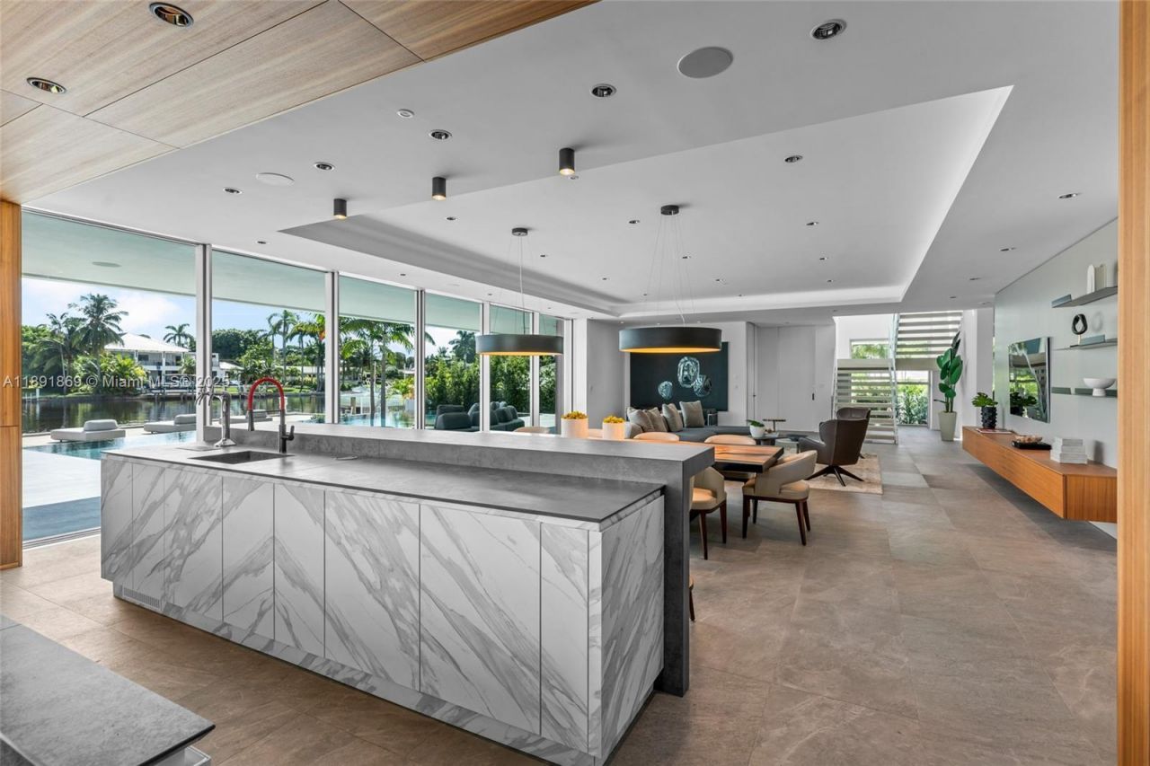 2131 NE 15th St, Fort Lauderdale, FL 33304 Photo