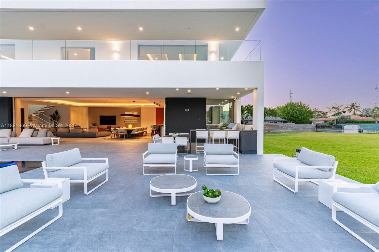 2131 NE 15th St, Fort Lauderdale, FL 33304 Photo