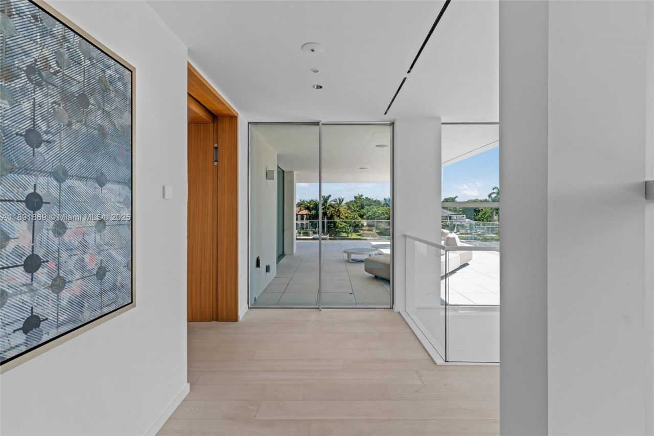 2131 NE 15th St, Fort Lauderdale, FL 33304 Photo