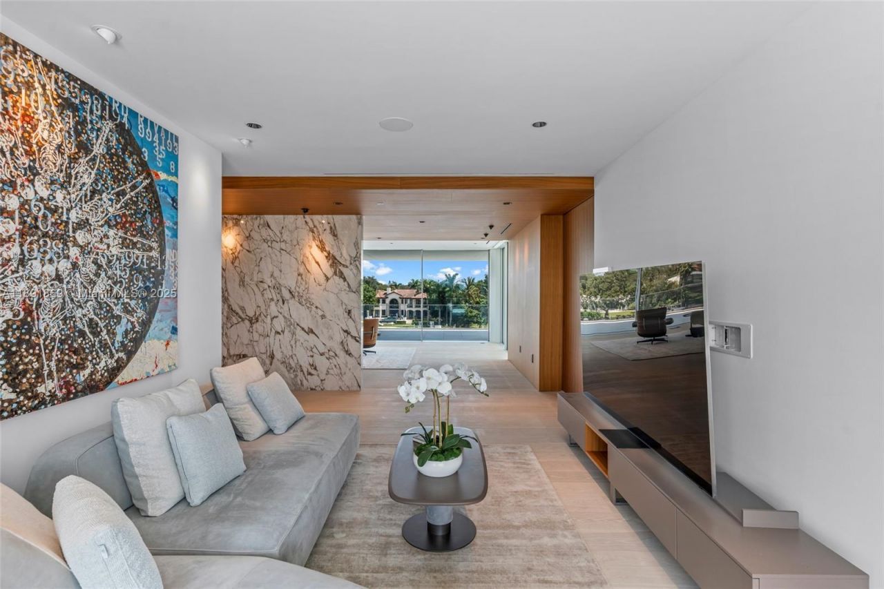 2131 NE 15th St, Fort Lauderdale, FL 33304 Photo