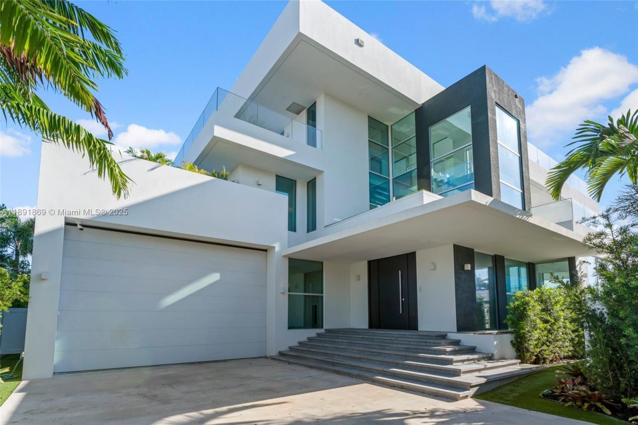 2131 NE 15th St, Fort Lauderdale, FL 33304 Photo