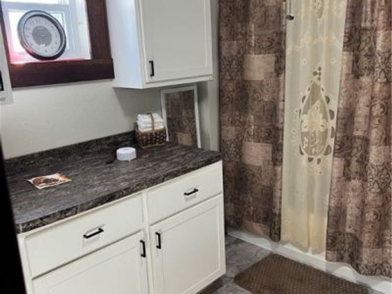 346 N Bridge Street, Newcomerstown, OH 43832 Photo 11