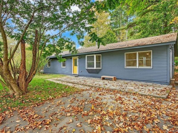 5 Lazy Brook Lane, Woodstock, NY 12498