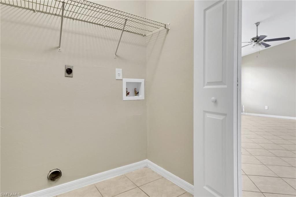 1121 SW 9th Ave, Cape Coral, FL 33991 Photo
