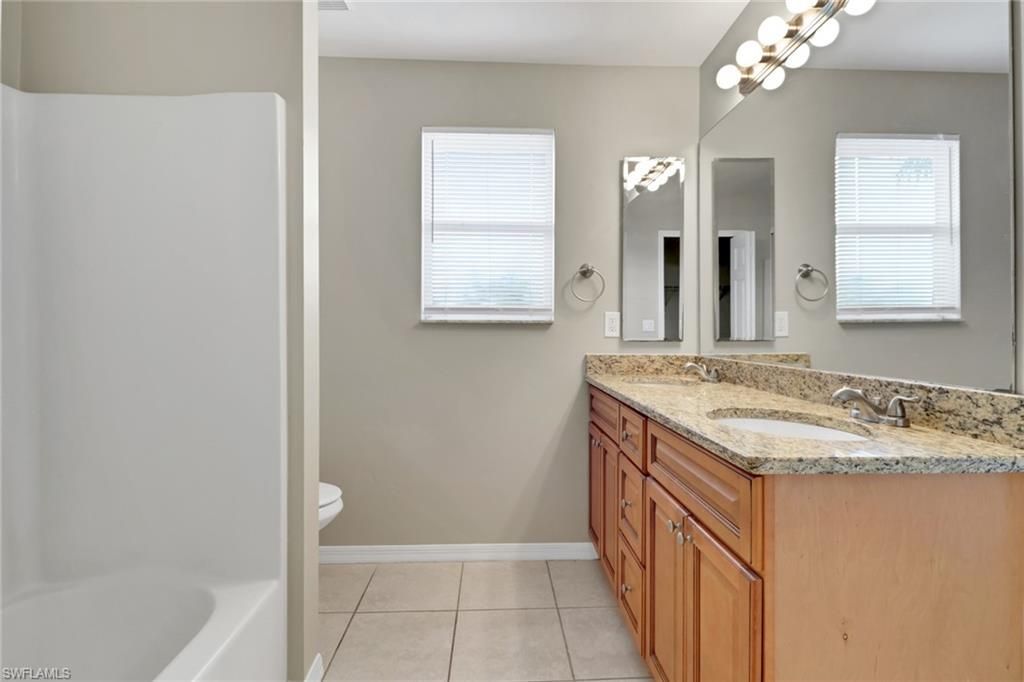 1121 SW 9th Ave, Cape Coral, FL 33991 Photo