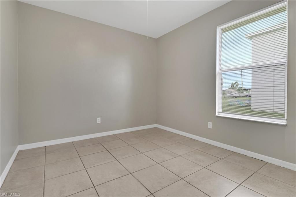 1121 SW 9th Ave, Cape Coral, FL 33991 Photo