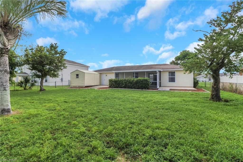 1121 SW 9th Ave, Cape Coral, FL 33991 Photo