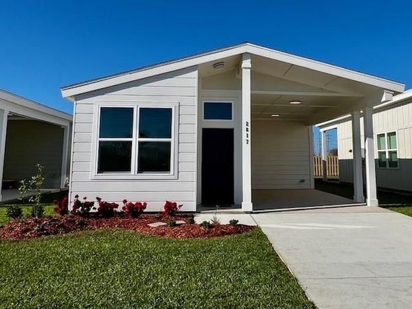 2817 LIVE OAK Drive, Terrytown, LA 70056
