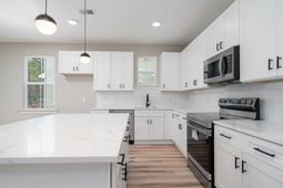 149 Limehouse Drive photo 4