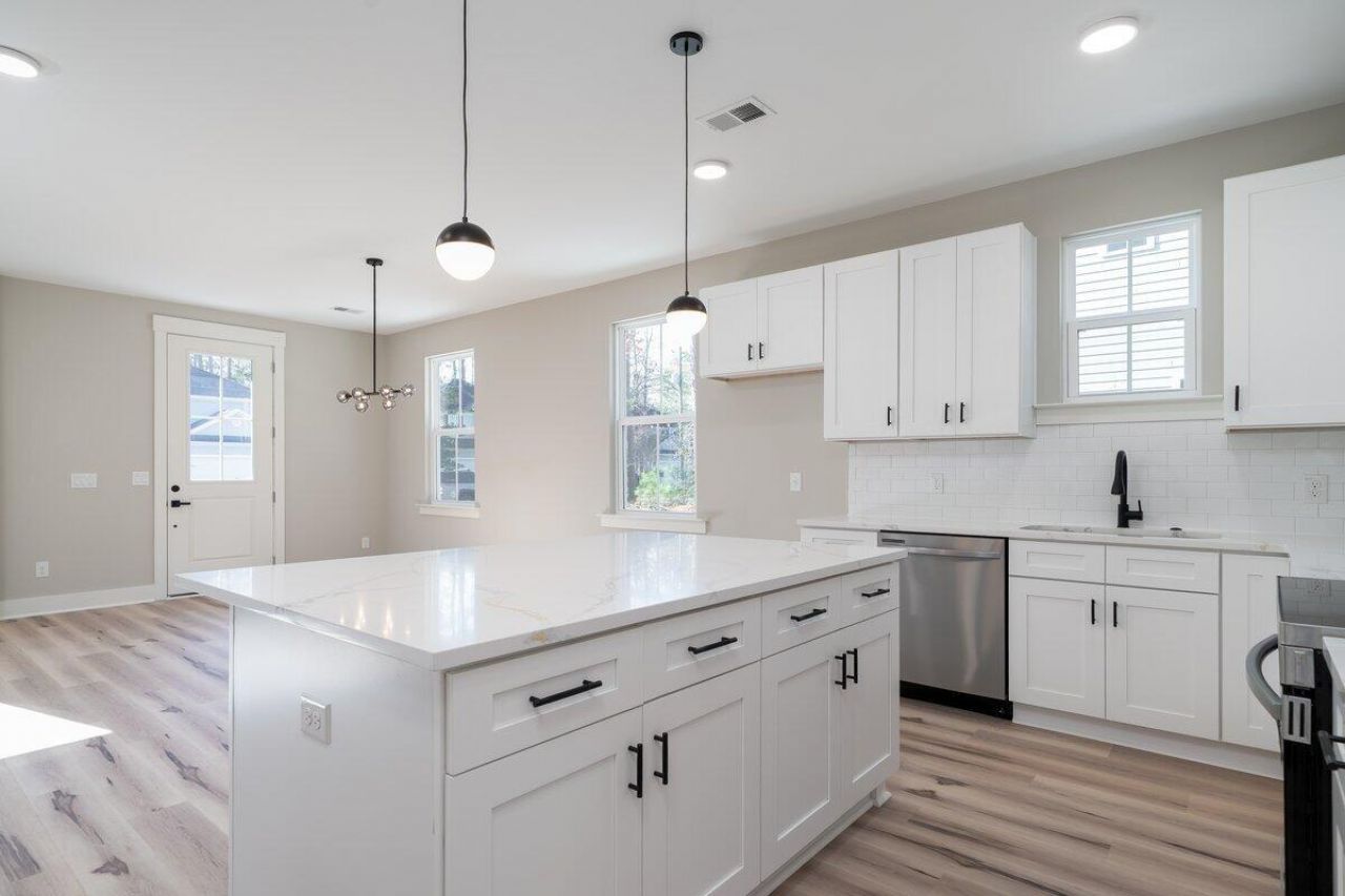 149 Limehouse Drive Photo 6