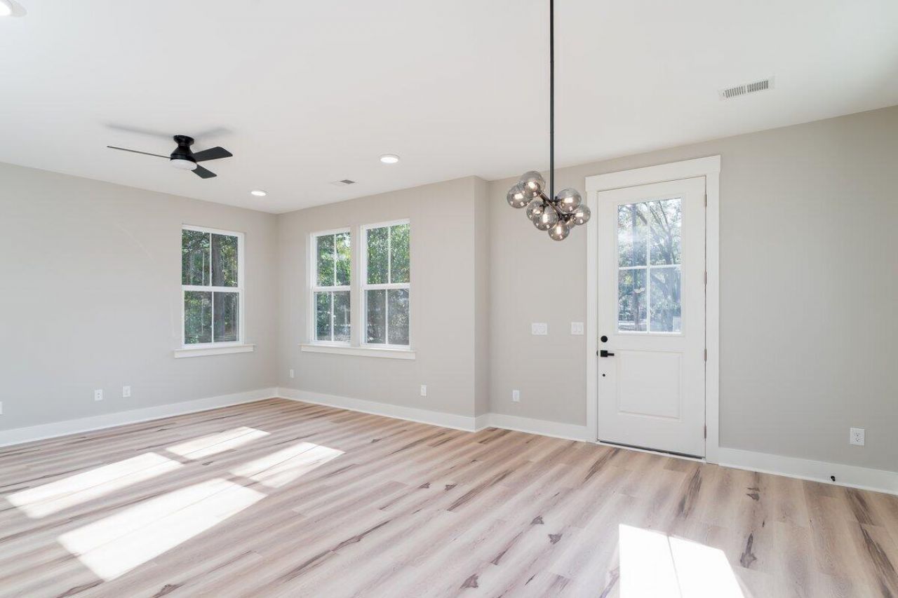 149 Limehouse Drive Photo 7