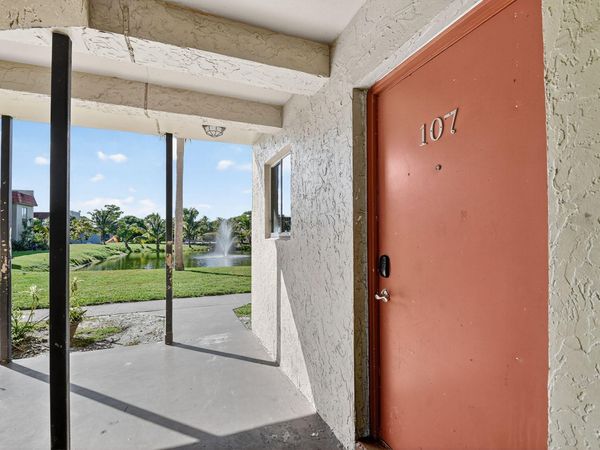 6100 Forest Hill Boulevard, Unit 107, West Palm Beach, FL 33415