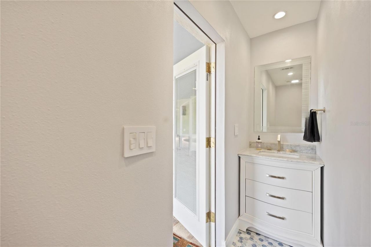 5025 Marsh Field Road, Sarasota, FL 34235 Photo