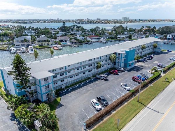 1893 SHORE DRIVE S, Unit 203, SOUTH PASADENA, FL 33707