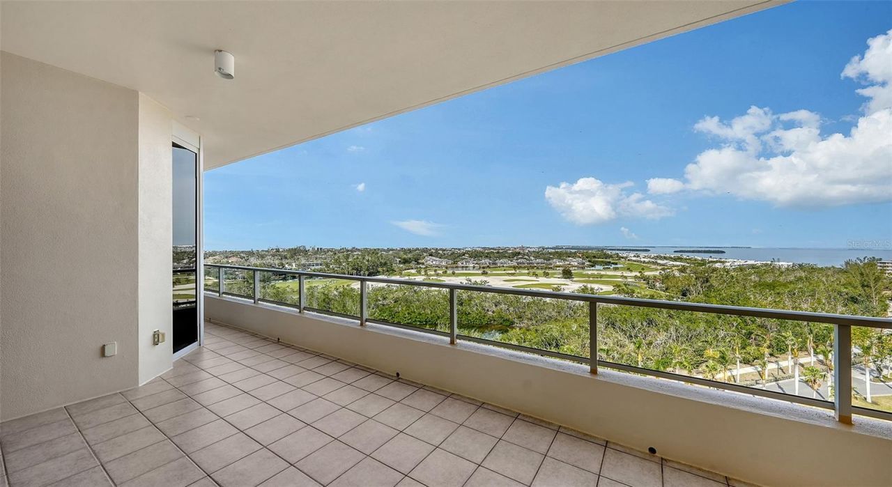 3010 Grand Bay Boulevard, Unit 493, Longboat Key, FL 34228 Photo