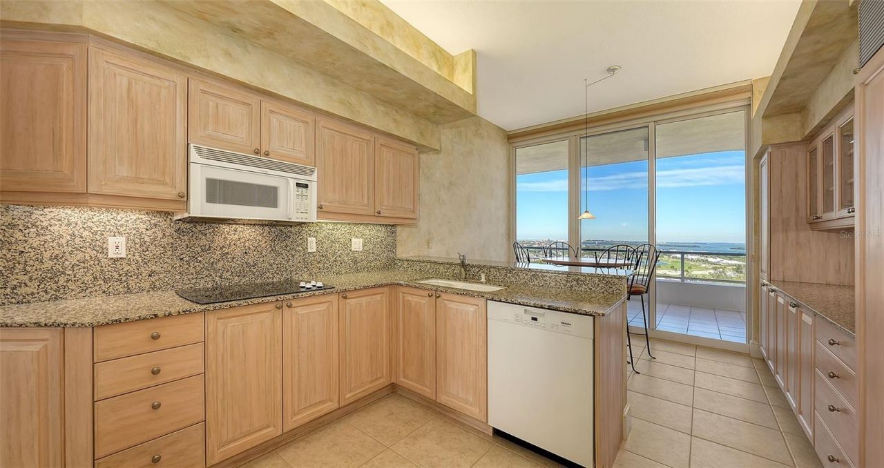 3010 Grand Bay Boulevard, Unit 493, Longboat Key, FL 34228 Photo