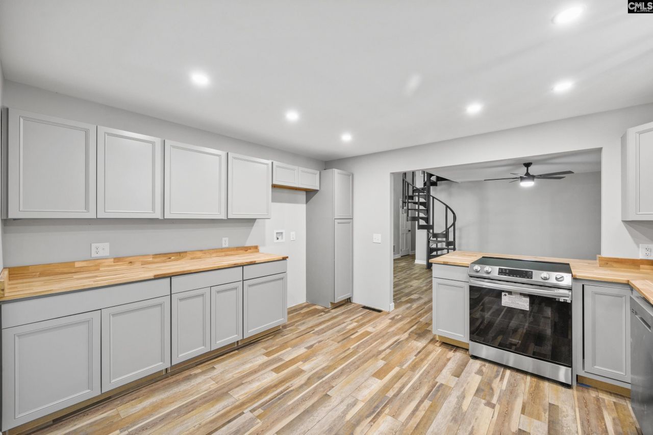 818 Motley Road Photo 13