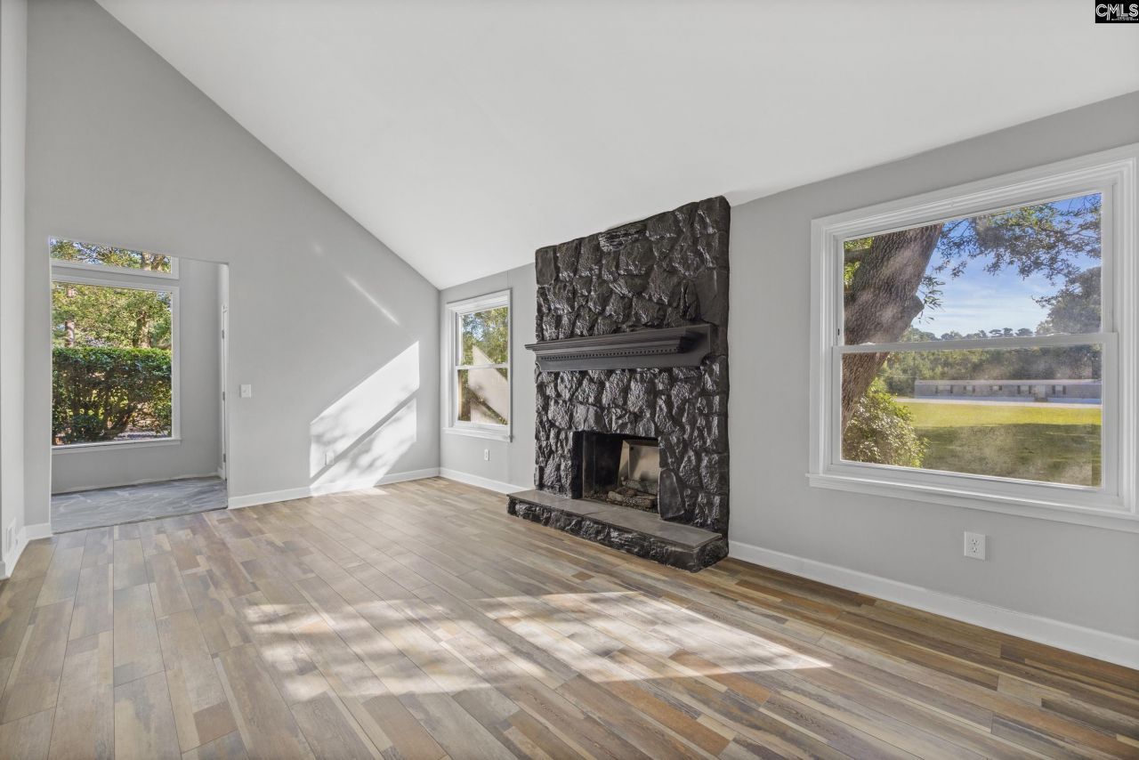 818 Motley Road Photo 9