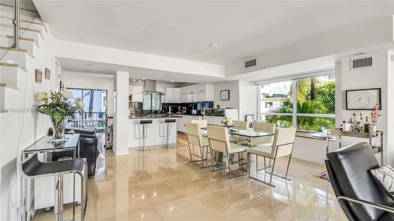 10090 Bay Harbor Ter, Unit 10090, Bay Harbor Islands, FL 33154 Photo