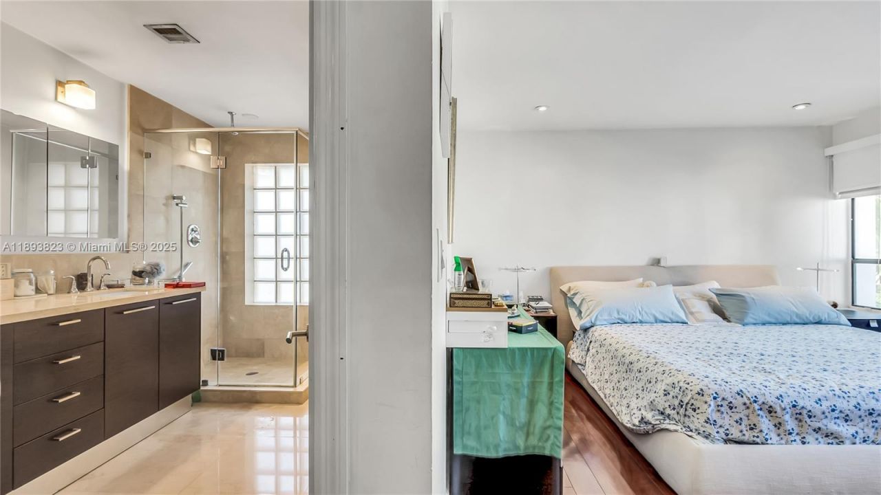 10090 Bay Harbor Ter, Unit 10090, Bay Harbor Islands, FL 33154 Photo