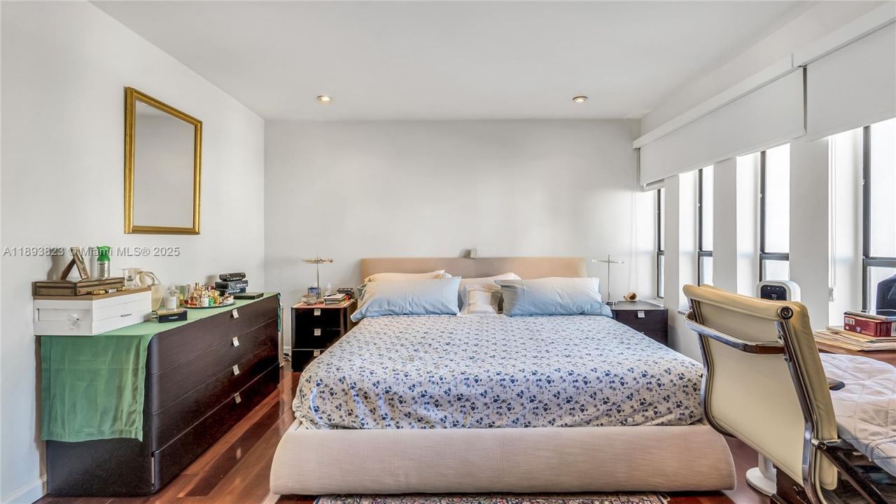 10090 Bay Harbor Ter, Unit 10090, Bay Harbor Islands, FL 33154 Photo