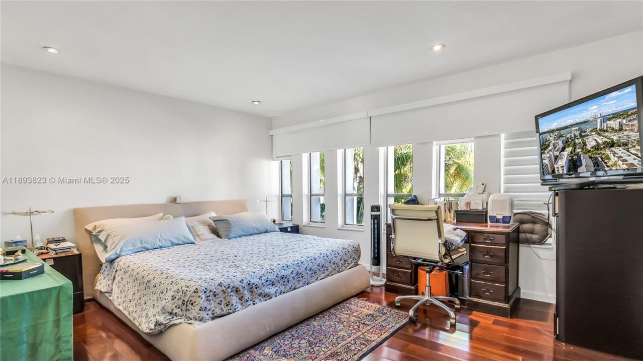 10090 Bay Harbor Ter, Unit 10090, Bay Harbor Islands, FL 33154 Photo