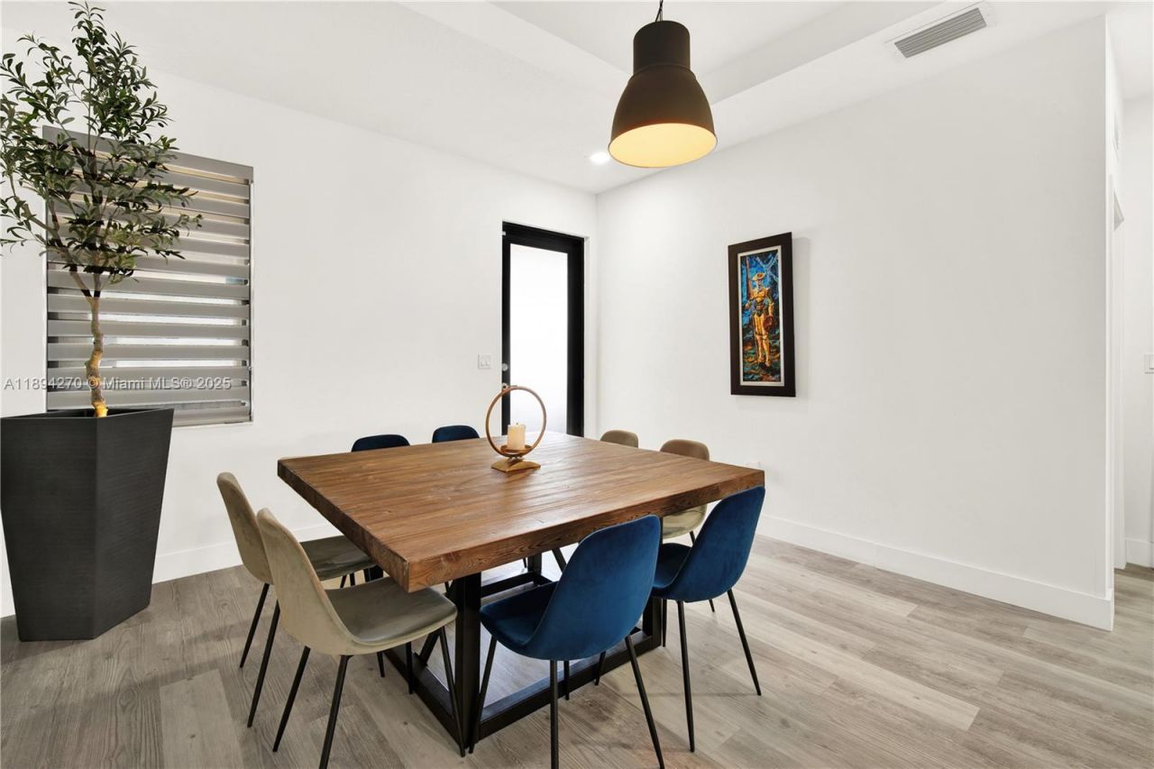 7819 NW 104th Ave, Unit 37, Doral, FL 33178 Photo