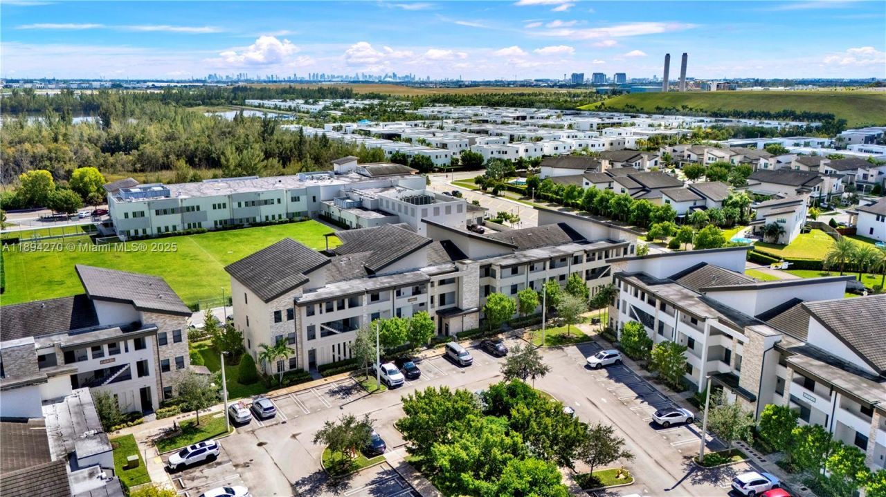 7819 NW 104th Ave, Unit 37, Doral, FL 33178 Photo