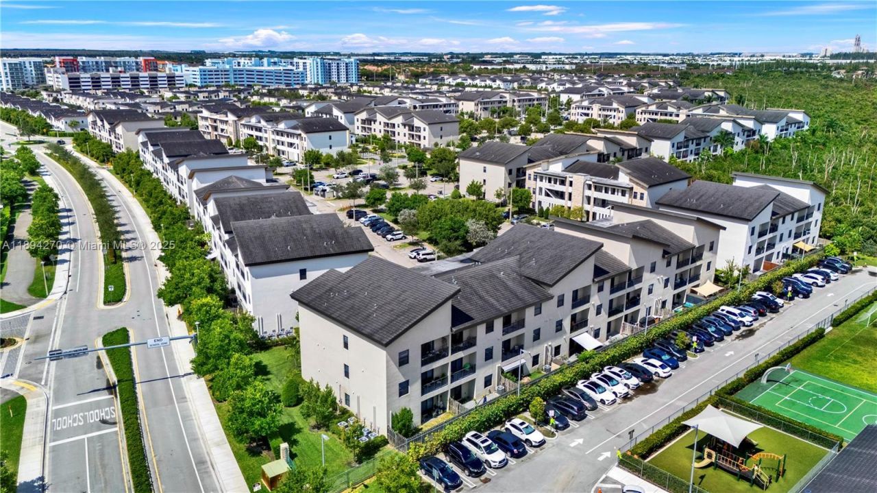 7819 NW 104th Ave, Unit 37, Doral, FL 33178 Photo