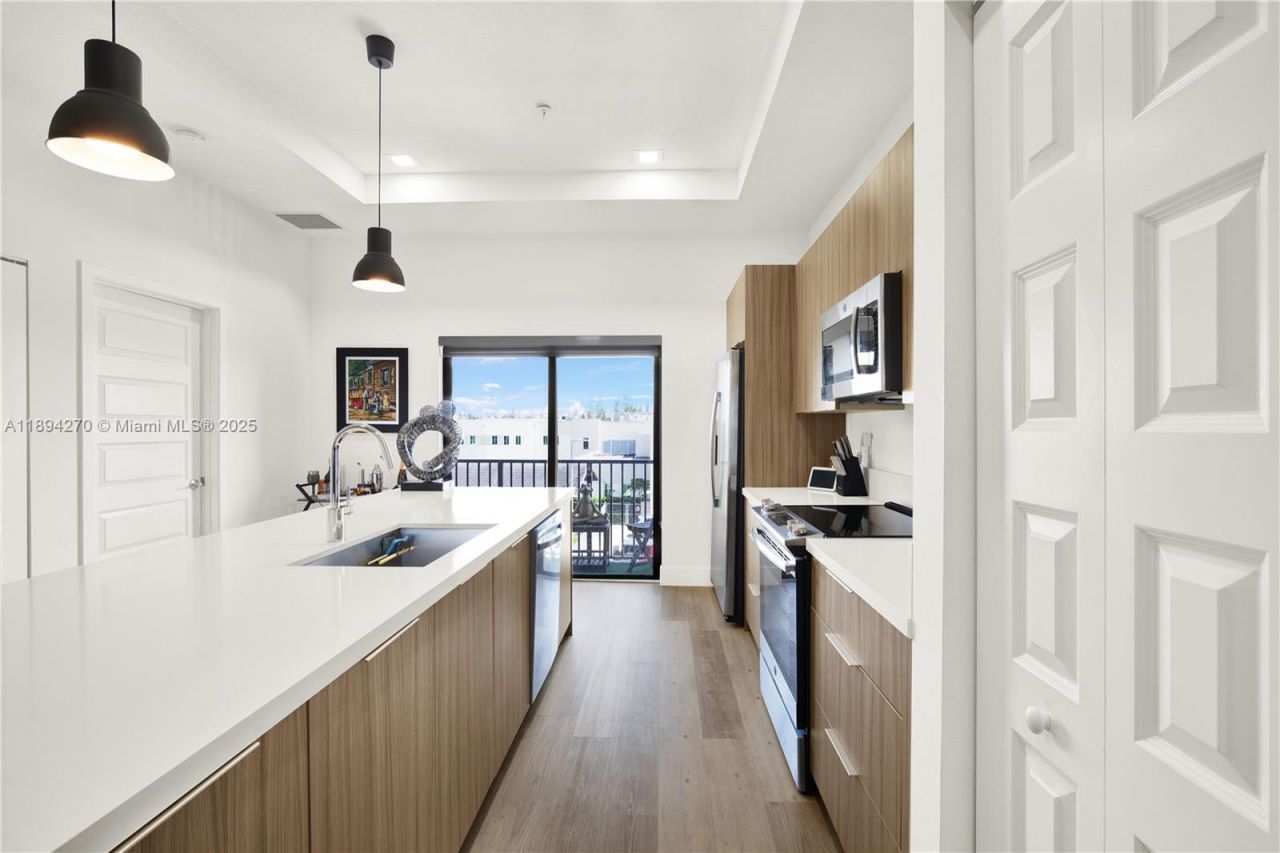 7819 NW 104th Ave, Unit 37, Doral, FL 33178 Photo