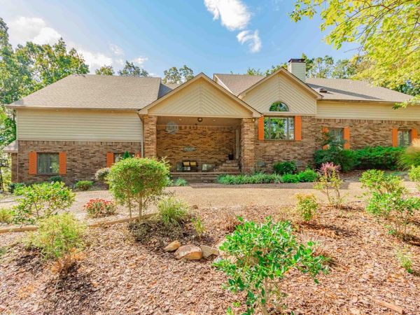 13505 Saddle Hill Drive, Little Rock, AR 72212