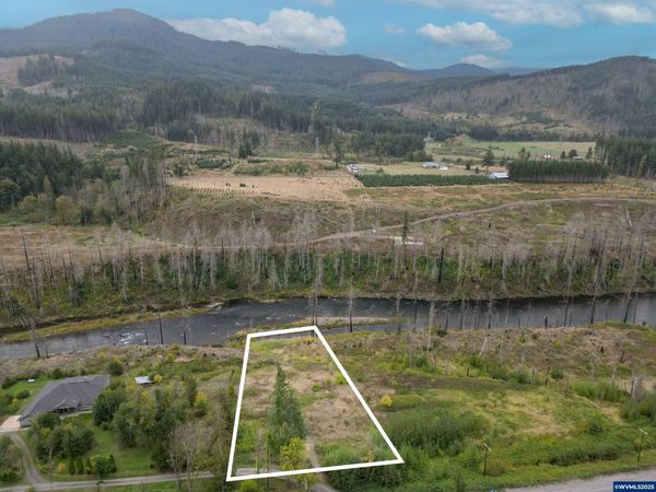 35220 North Santiam Hwy SE, Gates, OR 97346