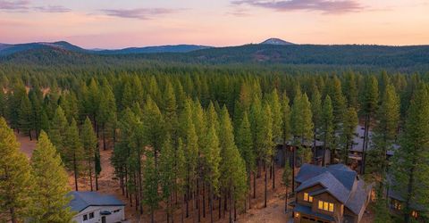 10703 Winchester Court, Truckee, CA 96161 Photo