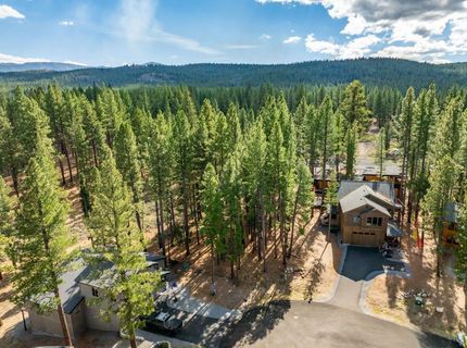 10703 Winchester Court, Truckee, CA 96161 Photo