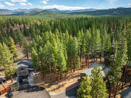 10703 Winchester Court, Truckee, CA 96161 Photo