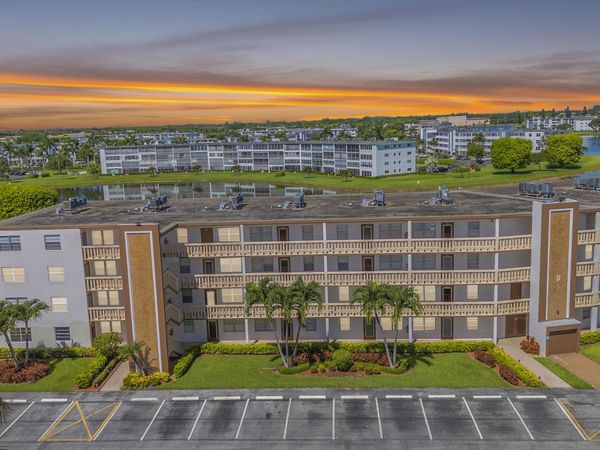 2069 Guildford D, Boca Raton, FL 33434